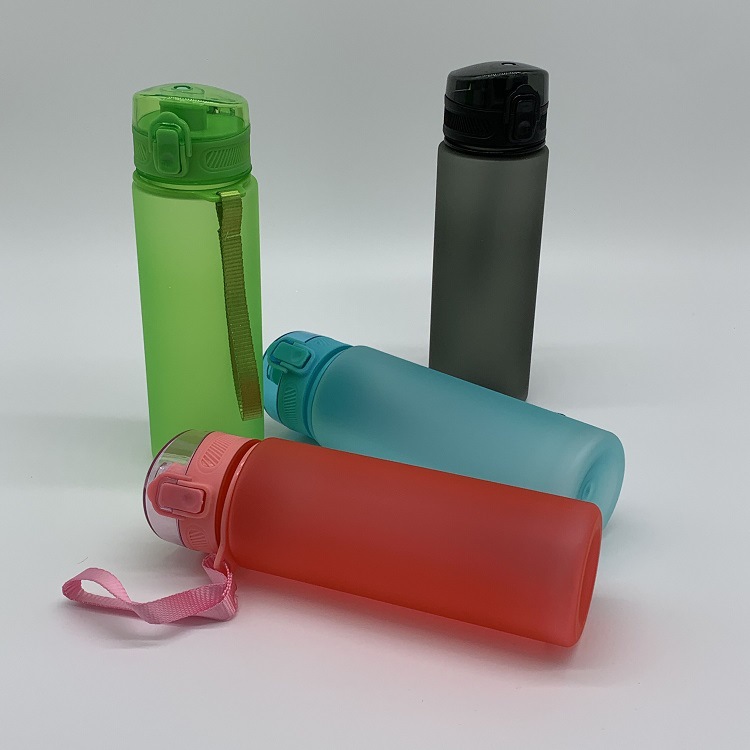 Personalize Water Bottle Porta - огляд і ціна Sports Equipment And Names