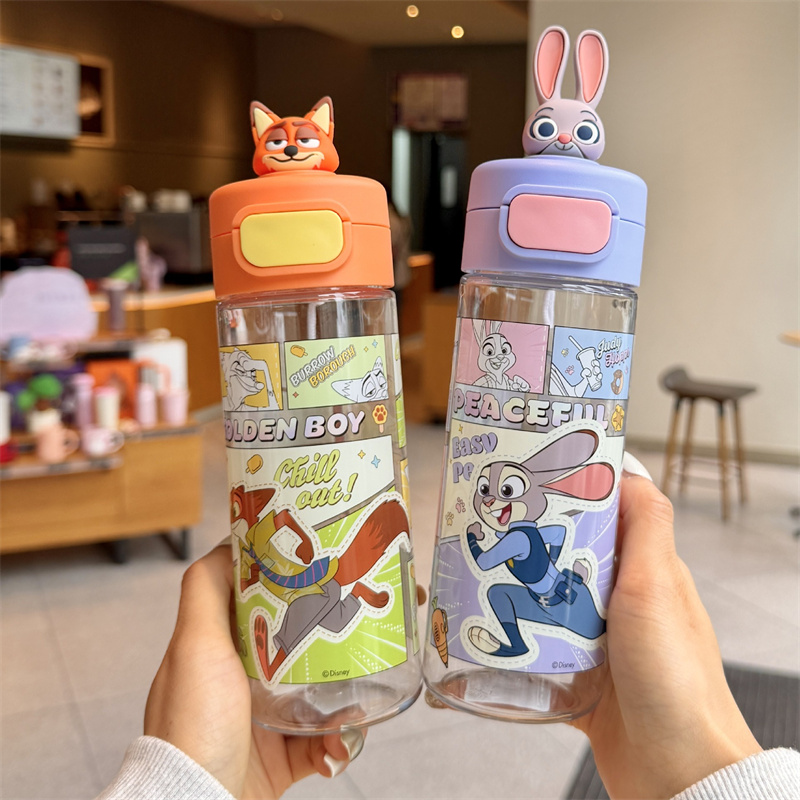 X&W For Disney Water Bottle St - огляд і ціна Sports Equipment Stores