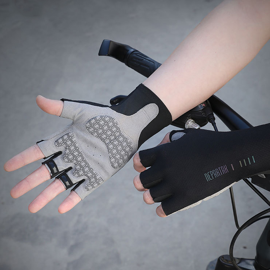 New Team cycling Gloves Half F - огляд і ціна Sports Equipment And Names